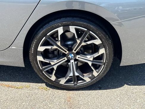 Used 2026 BMW 330i Sedan w/ Premium Package RWD image 14