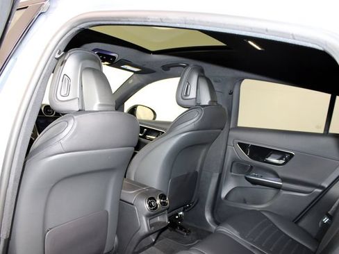 Used 2024 Mercedes-Benz GLC 300 4MATIC image 20