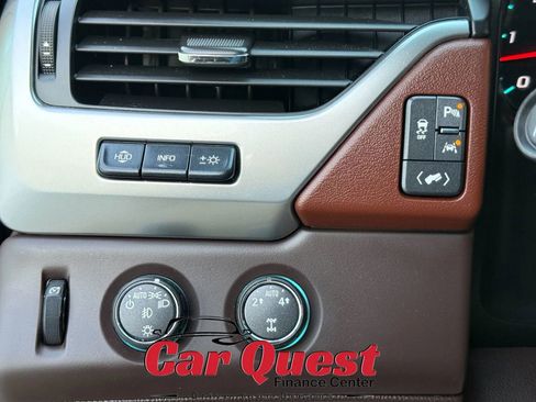 Used 2016 Chevrolet Suburban LTZ AWD/4WD image 39