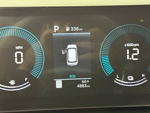 Used 2025 Hyundai Santa Fe SEL image 18