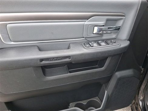 Used 2024 RAM 1500 Classic SLT image 12