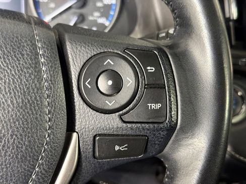 Used 2018 Toyota RAV4 XLE FWD image 27