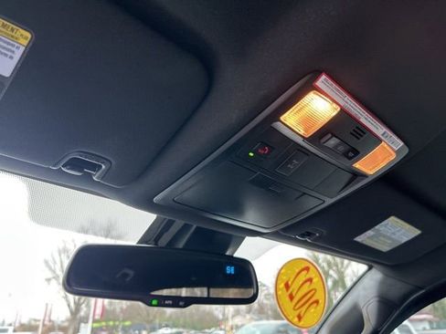 Used 2022 Toyota Tacoma TRD Off-Road w/ Technology Package image 27