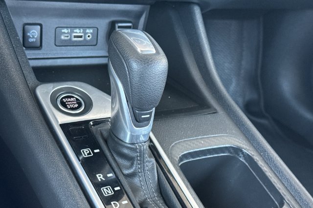 Certified 2024 Nissan Sentra SV FWD image 23