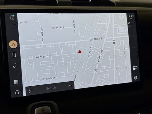 Used 2025 Land Rover Defender 110 S image 16