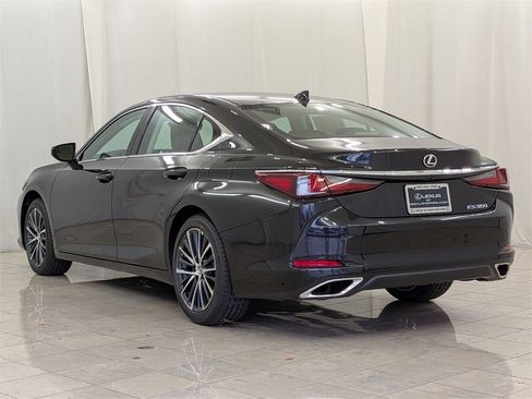 New 2025 Lexus ES 350 w/ Premium Package image 8