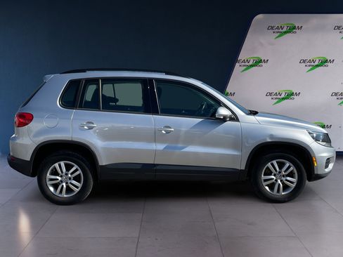 Used 2015 Volkswagen Tiguan S image 7