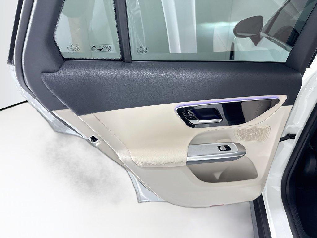 Certified 2026 Mercedes-Benz GLC 300 4MATIC image 26