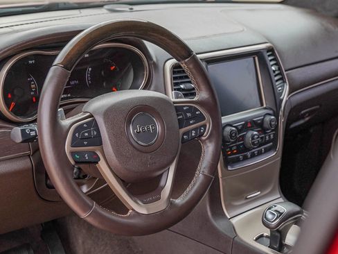 Used 2014 Jeep Grand Cherokee Summit image 17