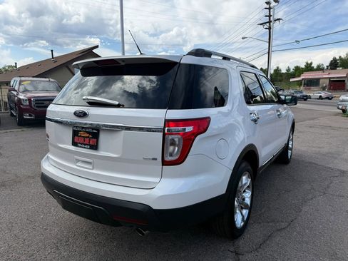 Used 2015 Ford Explorer XLT w/ Equipment Group 202A AWD/4WD image 8