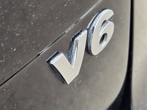 Used 2016 Volkswagen Touareg VR6 AWD/4WD image 41