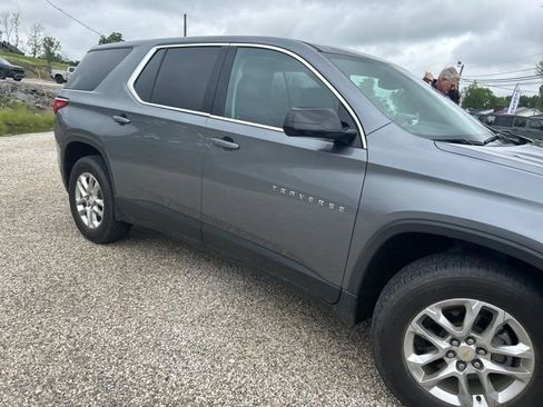 Used 2020 Chevrolet Traverse LS FWD image 7