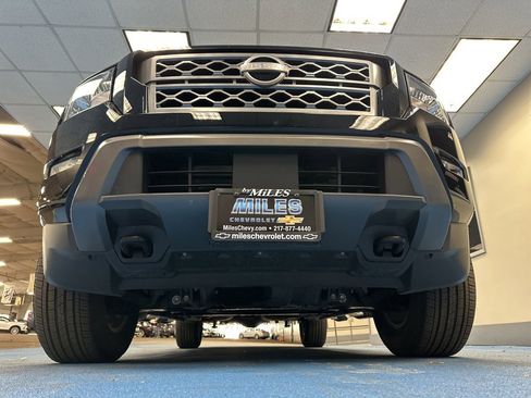Used 2022 Nissan Frontier SV image 14