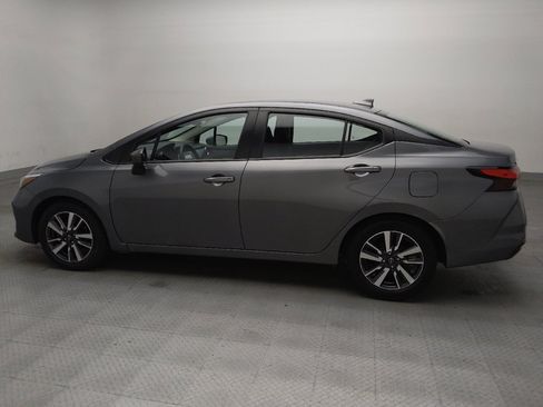Used 2025 Nissan Versa SV FWD image 3