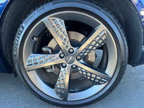 Used 2022 Genesis GV70 3.5T Sport w/ Sport Prestige Package image 16