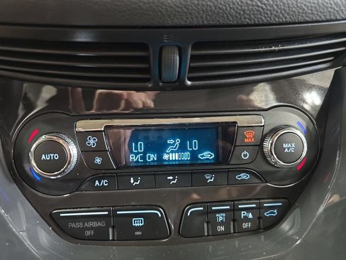 Used 2014 Ford Escape Titanium w/ Equipment Group 401A AWD/4WD image 21