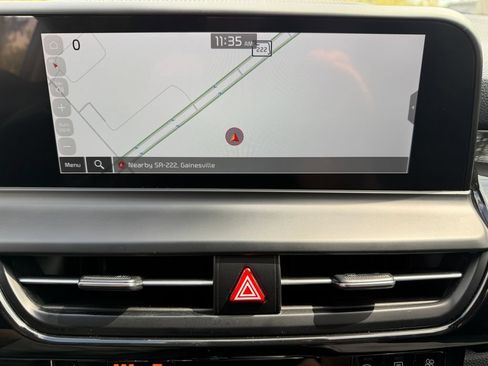 Used 2025 Kia Seltos S FWD image 26