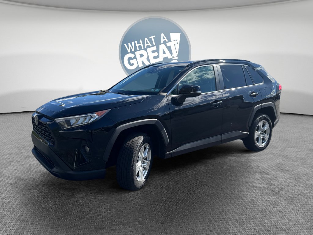 Used 2021 Toyota RAV4 XLE AWD/4WD image 8