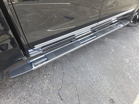 Certified 2025 Chevrolet Silverado 1500 High Country w/ Technology Package image 19