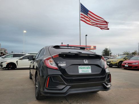 Used 2021 Honda Civic LX image 6