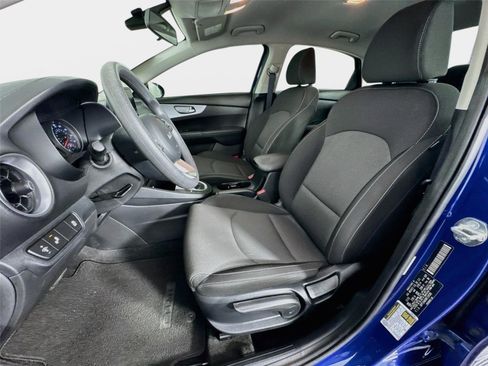Certified 2024 Kia Forte LXS w/ LXS Technology Package FWD image 11