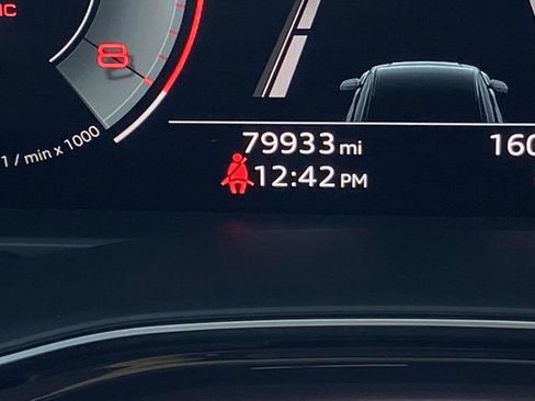 Used 2021 Audi Q8 Prestige w/ Prestige Package image 31