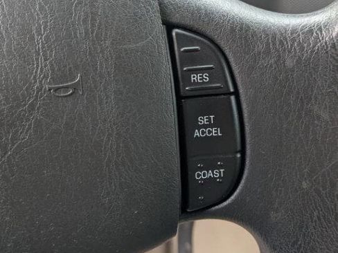 Used 2011 Ford E-350 and Econoline 350 XLT image 29