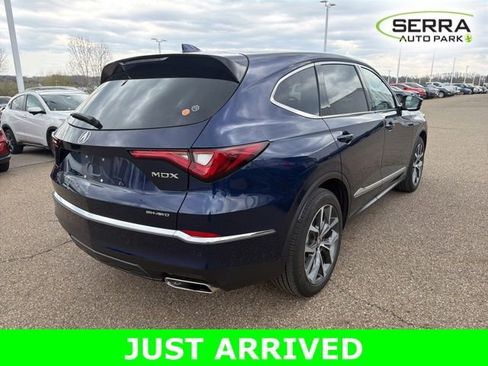 Used 2023 Acura MDX SH-AWD w/ Technology Package image 3