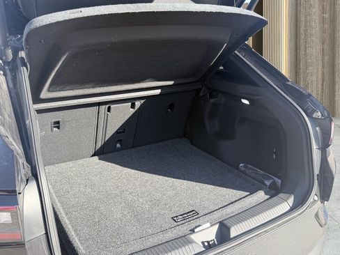 Used 2023 Volkswagen ID.4 Pro S image 62