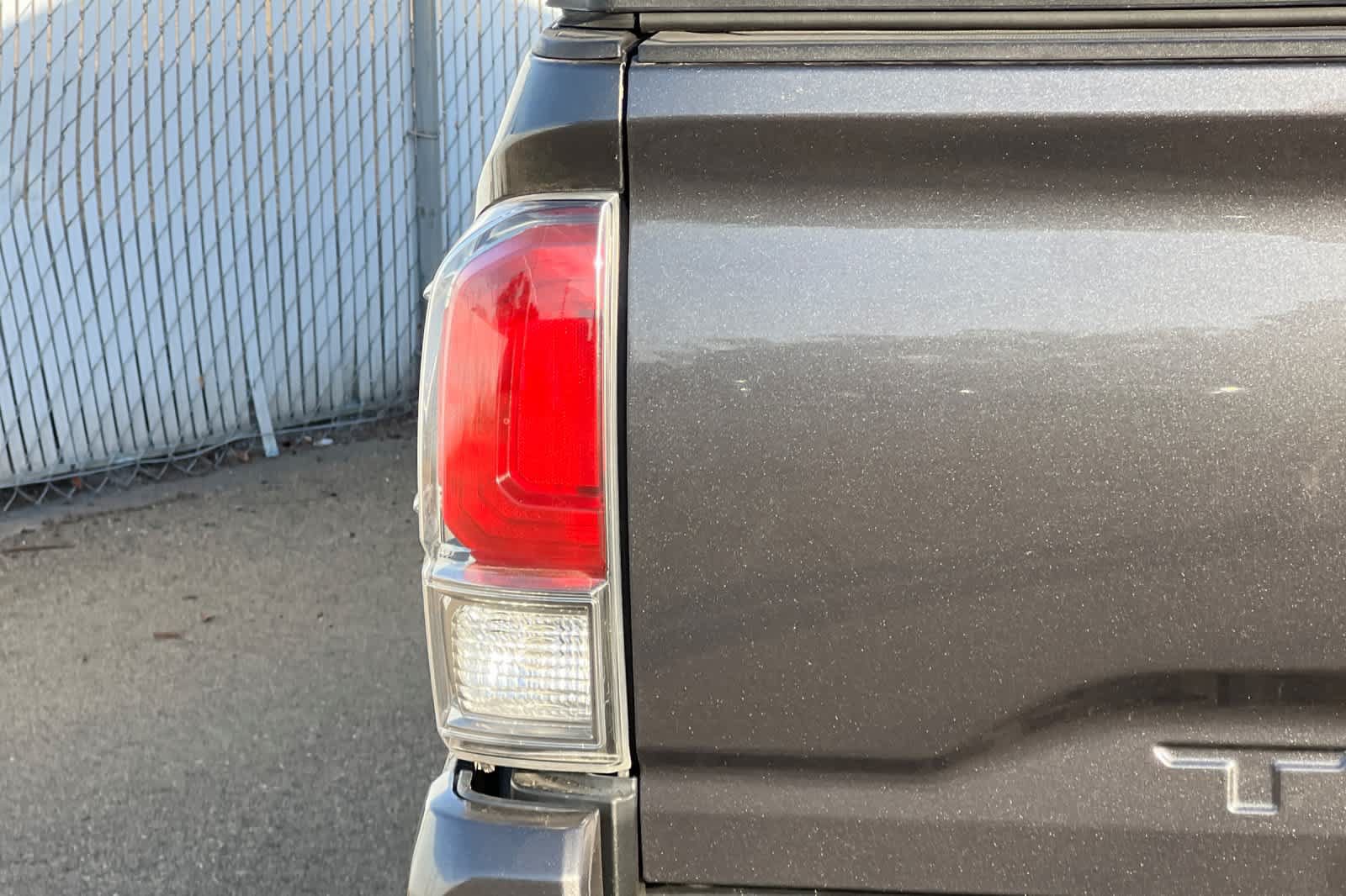 Used 2016 Toyota Tacoma Limited w/ Towing Package RWD image 23