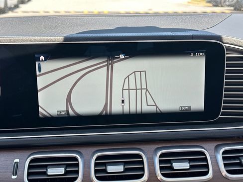 New 2026 Mercedes-Benz GLS 450 4MATIC image 31
