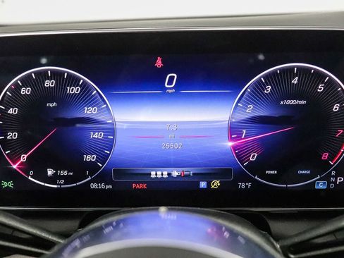 Used 2023 Mercedes-Benz GLC 300 4MATIC image 25