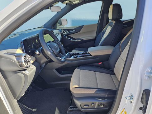 New 2026 Chevrolet Equinox ACTIV image 14