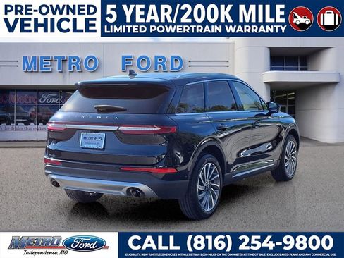 Used 2023 Lincoln Corsair Reserve w/ Equipment Group 202A AWD/4WD image 3