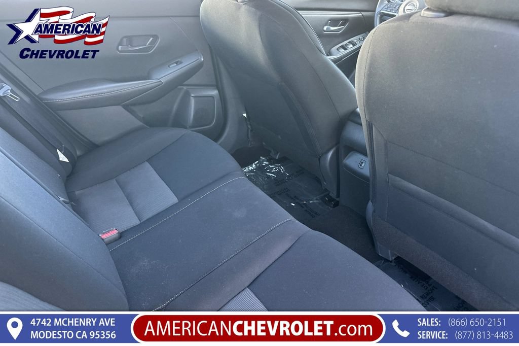 Used 2025 Nissan Sentra SV FWD image 19
