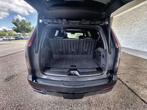 Certified 2021 Cadillac Escalade Sport Platinum AWD/4WD image 26