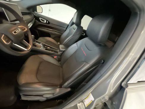 Used 2023 Jeep Compass Trailhawk image 11