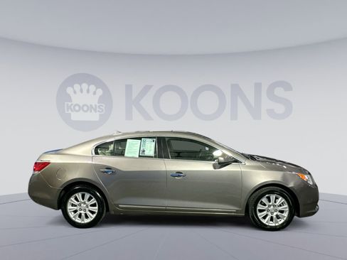 Used 2011 Buick LaCrosse CX image 8