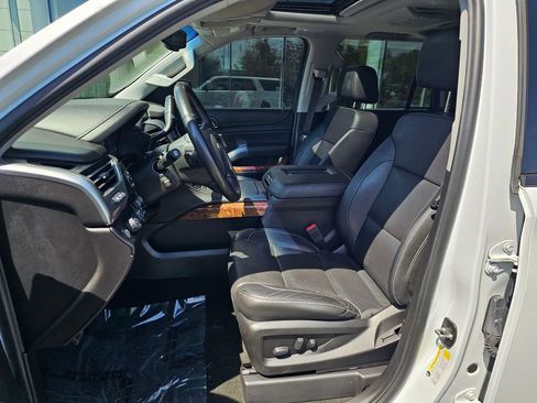 Used 2018 Chevrolet Tahoe Premier AWD/4WD image 24