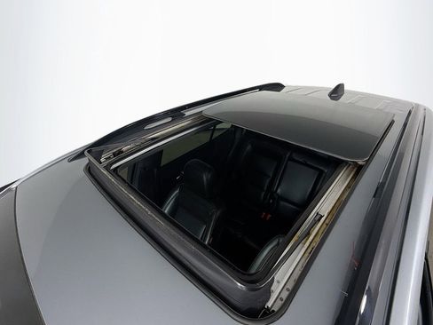 Used 2024 Chevrolet Equinox RS w/ RS Leather Package image 14