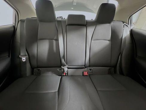 Used 2025 Toyota Corolla LE image 32