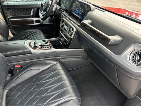 Certified 2022 Mercedes-Benz G 63 AMG 4MATIC image 17
