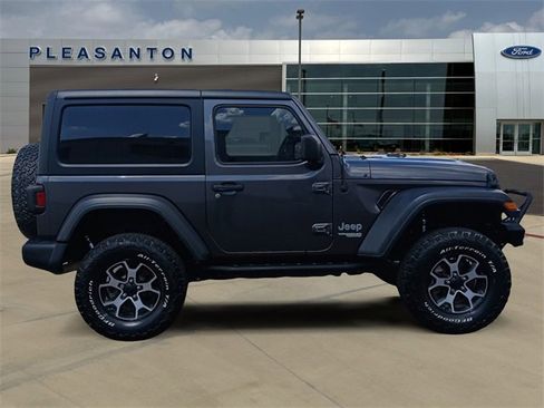 Used 2020 Jeep Wrangler Sport image 6