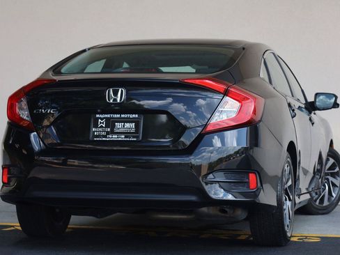 Used 2016 Honda Civic EX image 11
