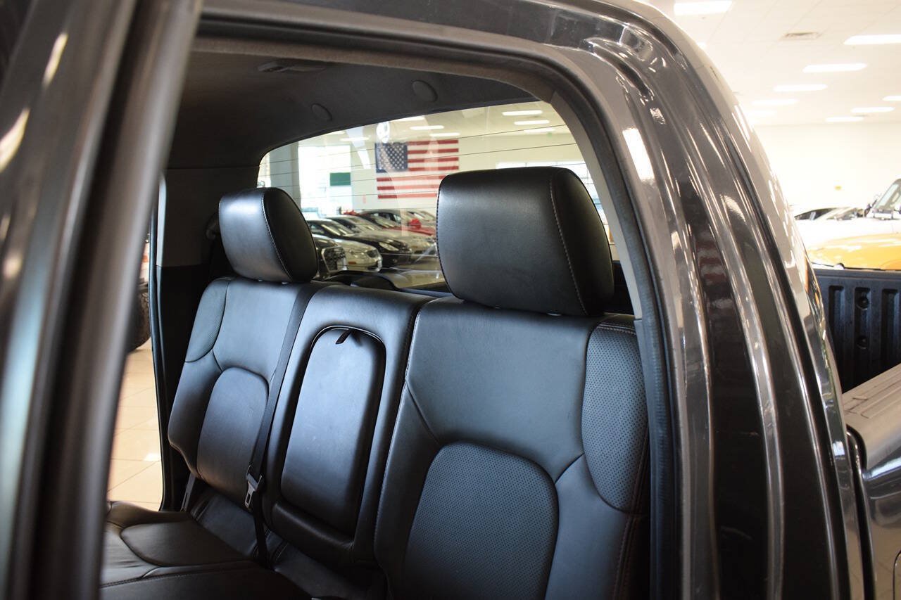 Used 2010 Nissan Frontier PRO-4X w/ Pro-4x Value Truck Pkg AWD/4WD image 40