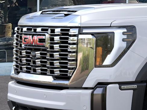 New 2026 GMC Sierra 2500 Denali w/ Technology Package AWD/4WD image 13