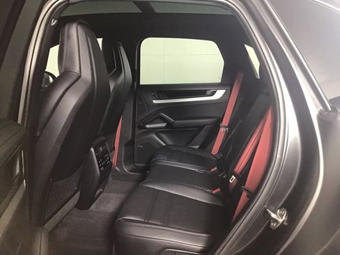Certified 2024 Porsche Cayenne S AWD/4WD image 26