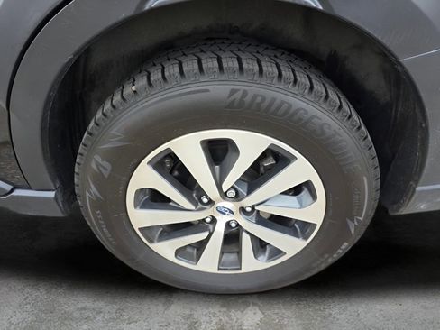 Used 2023 Subaru Outback Premium AWD/4WD image 20