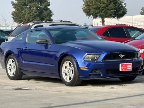 Used 2014 Ford Mustang Coupe w/ Equipment Group 102A image 10