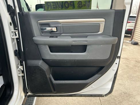 Used 2017 RAM 2500 SLT image 15